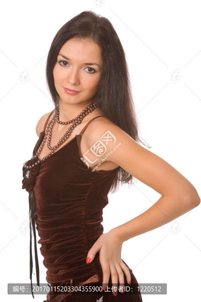 穿著棕色衣服的女人