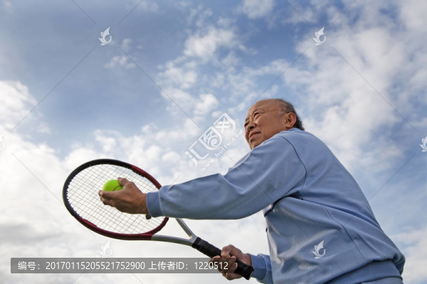 高級的網(wǎng)球運動員
