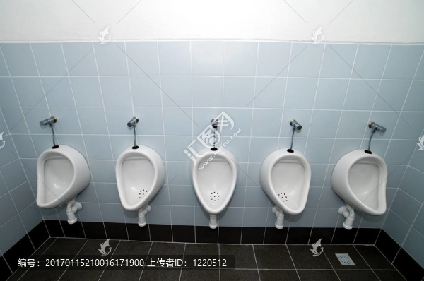 廁所