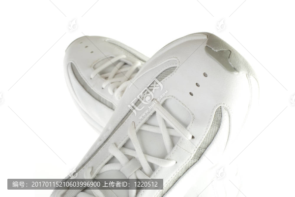 白色的鞋子