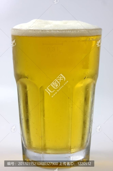 冷淡的一杯啤酒