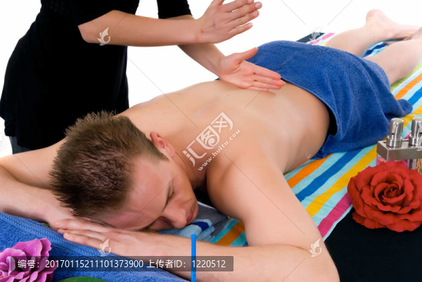 耦合；水療中心；按摩
