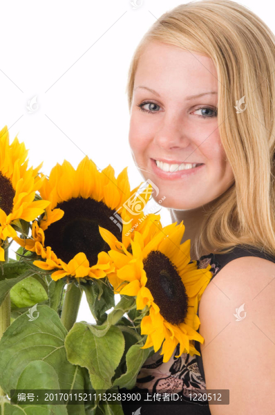帶著向日葵的女孩-匯圖網(wǎng) www.fosd68.com 帶著向日葵的女孩