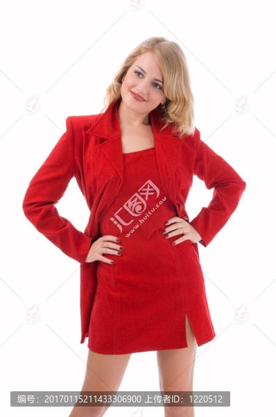 年輕的女人在一個紅色的外套