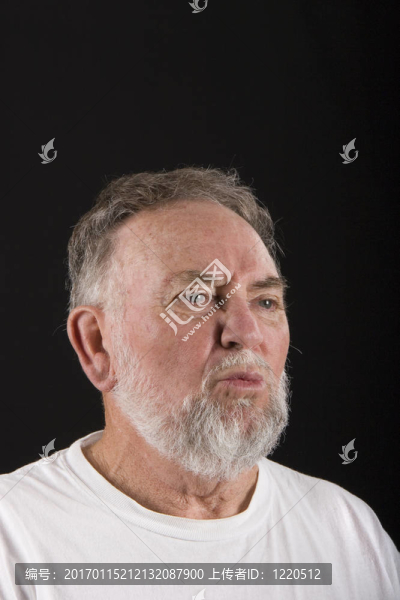 老家伙很難思考