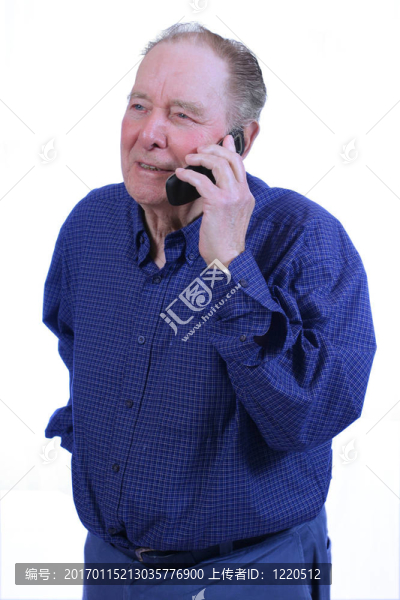 老年人使用手機(jī)-匯圖網(wǎng) www.fosd68.com 老年人使用手機(jī)