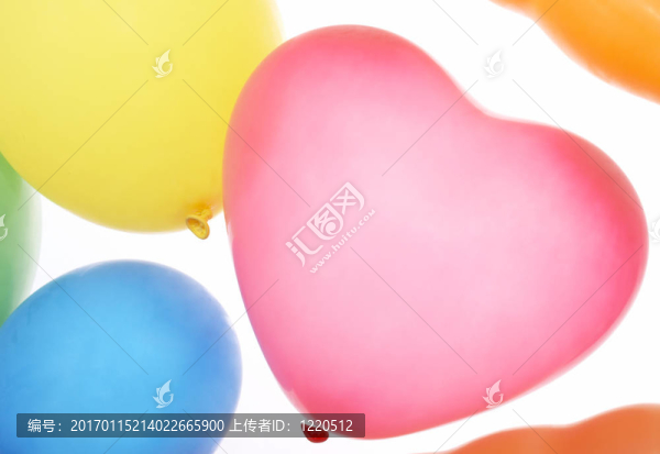 許多五顏六色的氣球