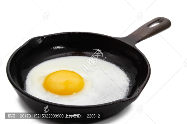 雞蛋在一個(gè)鑄鐵鍋