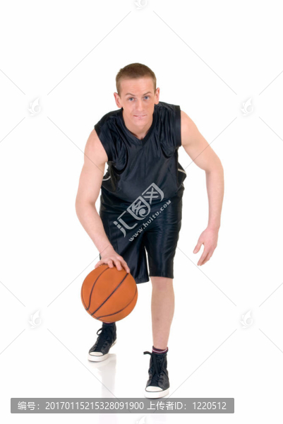 青年男子籃球運動員