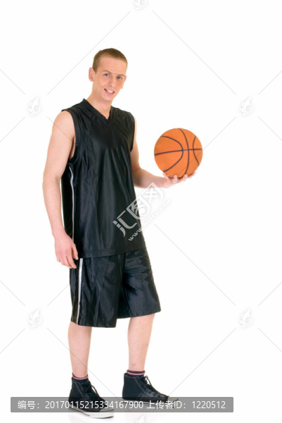 青年男子籃球運動員