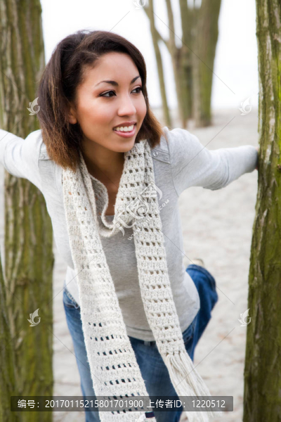 美麗的非洲裔美國(guó)婦女