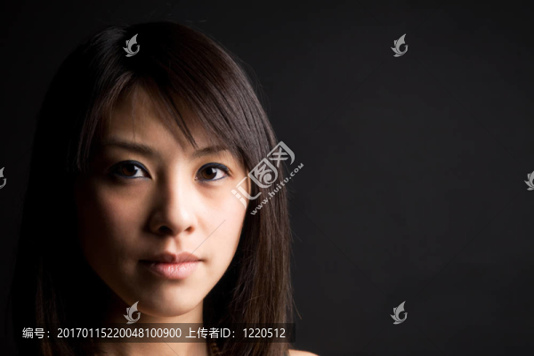 美麗的亞洲女子