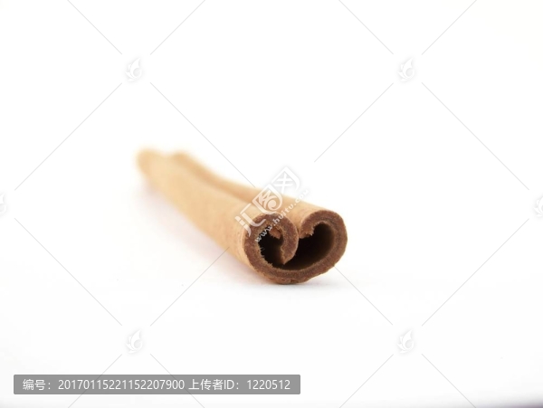 心形肉桂棒