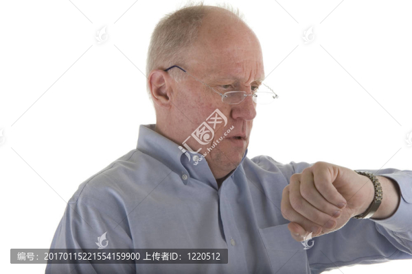 老家伙了
