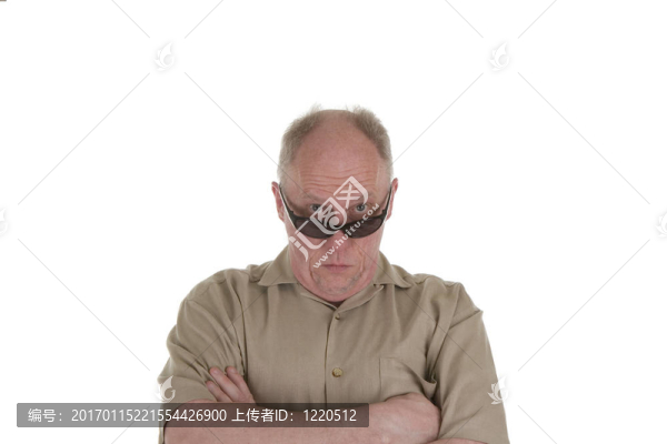 看陰影的老家伙