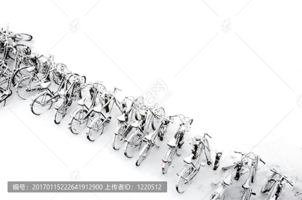 自行車在雪