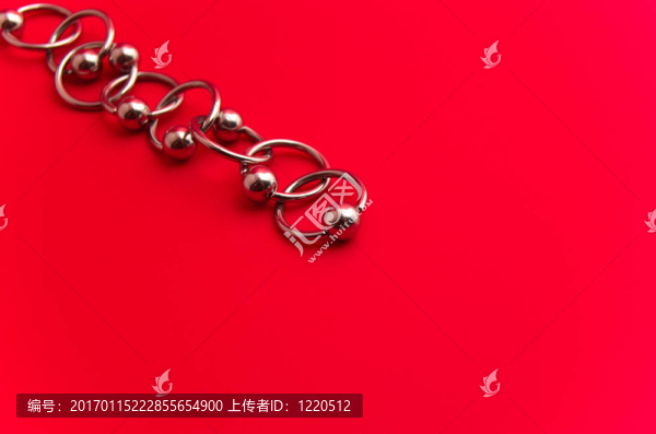 圓形穿孔
