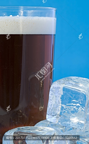 啤酒和冰