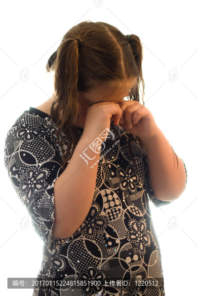 女孩哭了