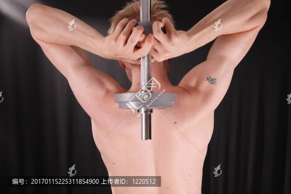 男子重量訓(xùn)練