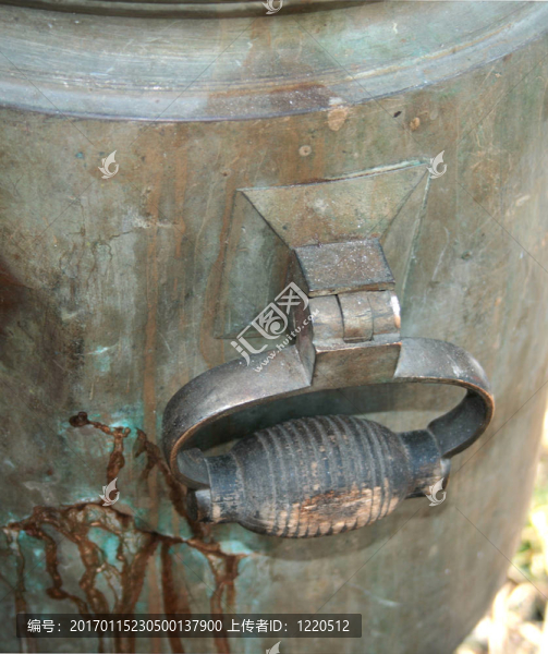 老庫(kù)珀茶炊的細(xì)節(jié)-匯圖網(wǎng) www.fosd68.com 老庫(kù)珀茶炊的細(xì)節(jié)