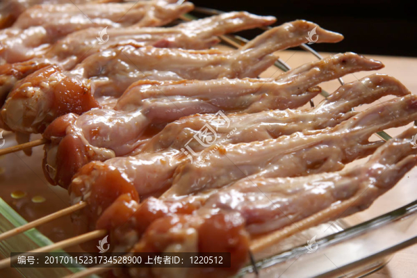 生雞翅膀