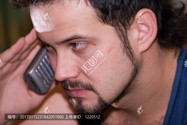 年輕的一個風格的男人