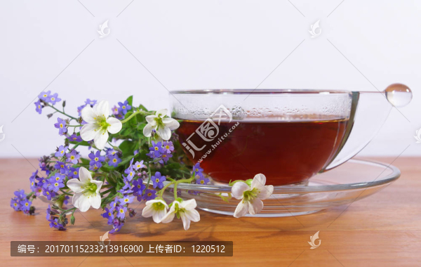 紅茶和花