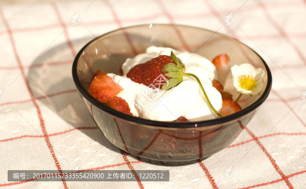 草莓