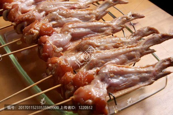 生雞翅膀