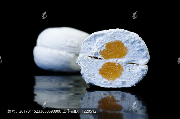 甜蜜和分離