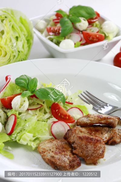 蔬菜豬肉牛排