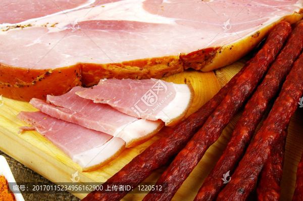 肉和香腸
