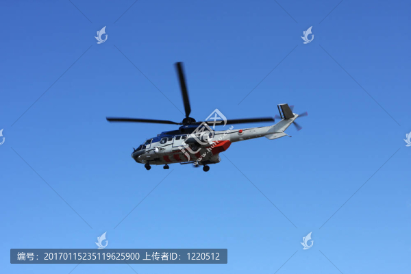 直升機(jī)飛行