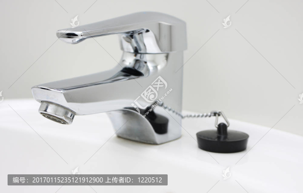 水槽和水龍頭