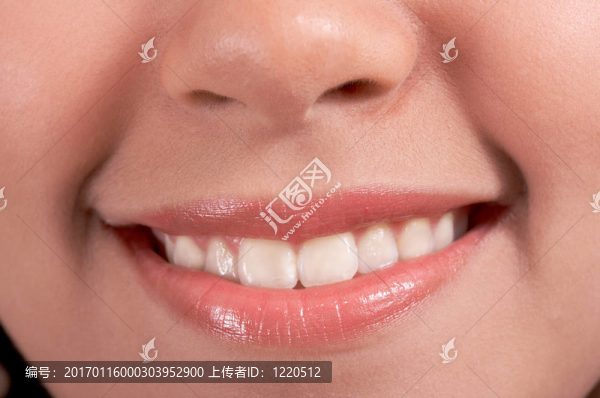 特寫的微笑-匯圖網(wǎng) www.fosd68.com 特寫的微笑