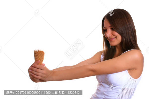 冰淇淋5的女人