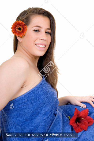 年輕女子；水療中心