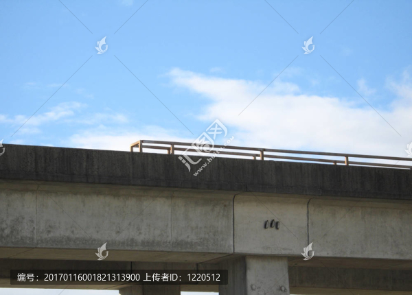混凝土立交橋
