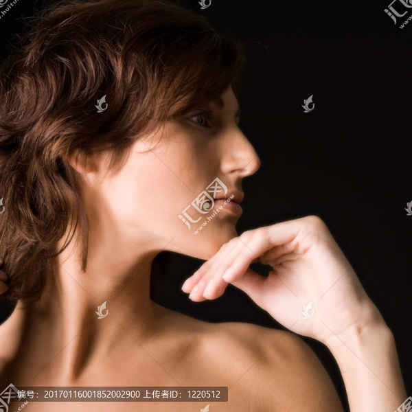 一個美麗的年輕女子的肖像