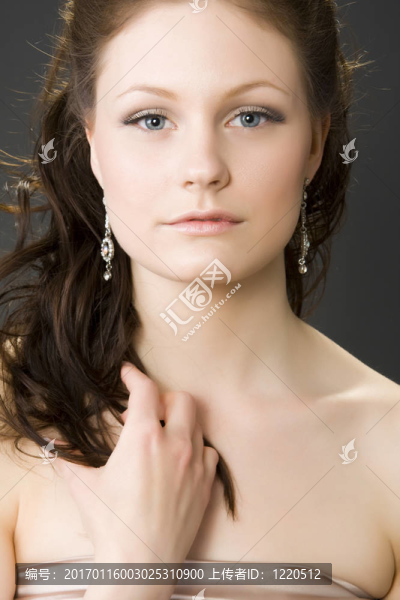 年輕美麗女人的肖像