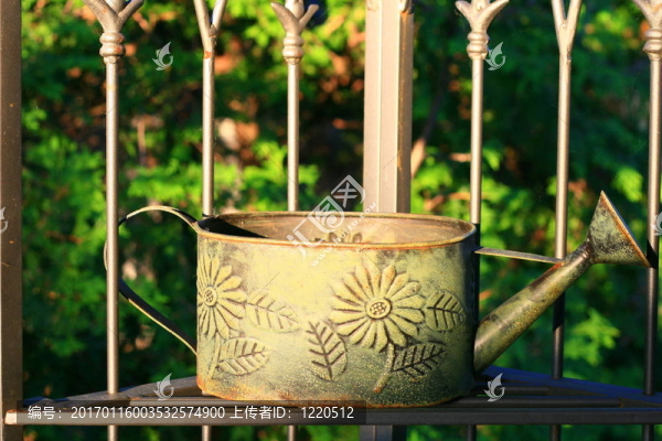 噴壺-匯圖網(wǎng) www.fosd68.com 噴壺