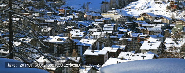 瑞士的阿爾卑斯山脈全景