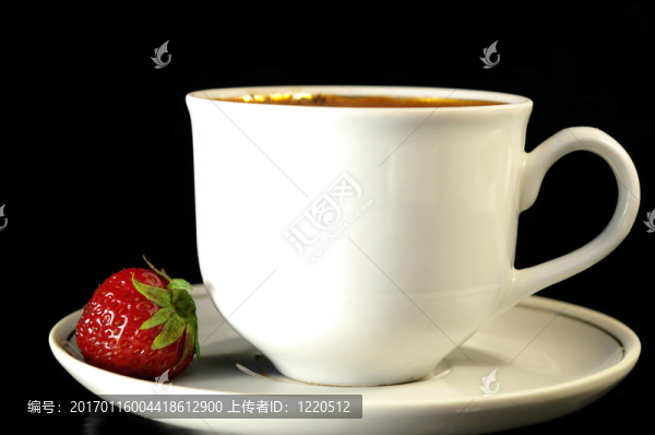 咖啡和草莓
