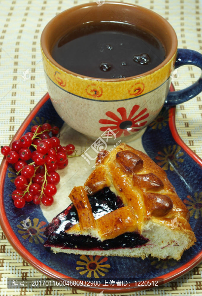 越橘餡餅和一杯茶-匯圖網(wǎng) www.fosd68.com 越橘餡餅和一杯茶