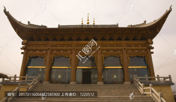 華麗的木制清真寺蘭州甘肅省中國