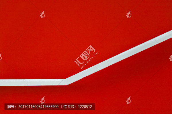 紅色的樓梯摘要