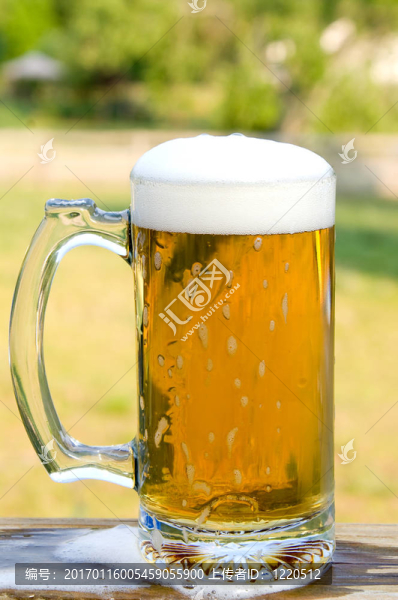 啤酒