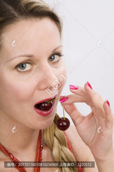 女人的櫻桃