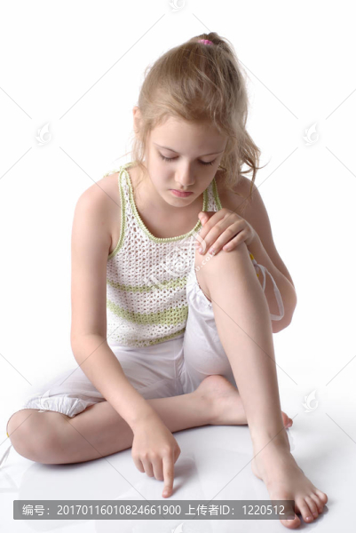 不幸的小女孩